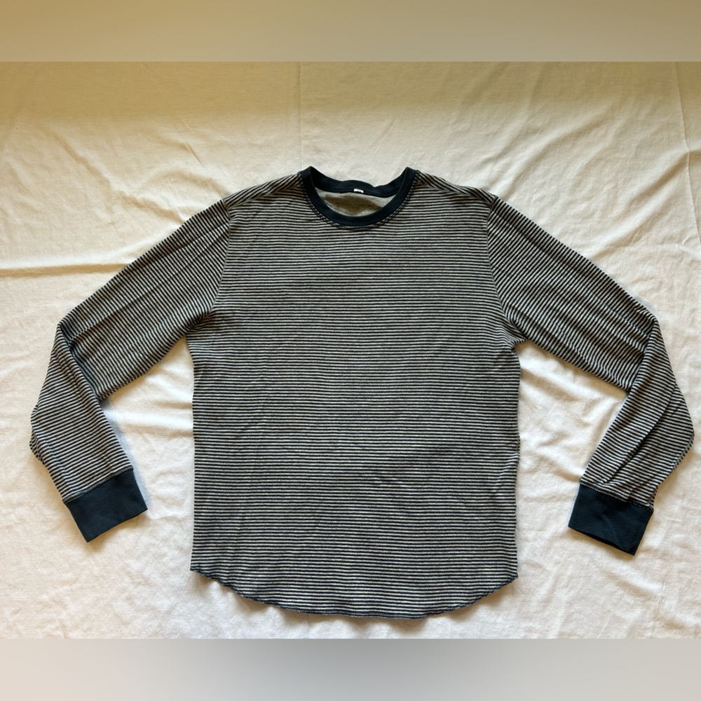 Lululemon Athletica Navy Blue and Gray Striped Long Sleeve Thermal Tee